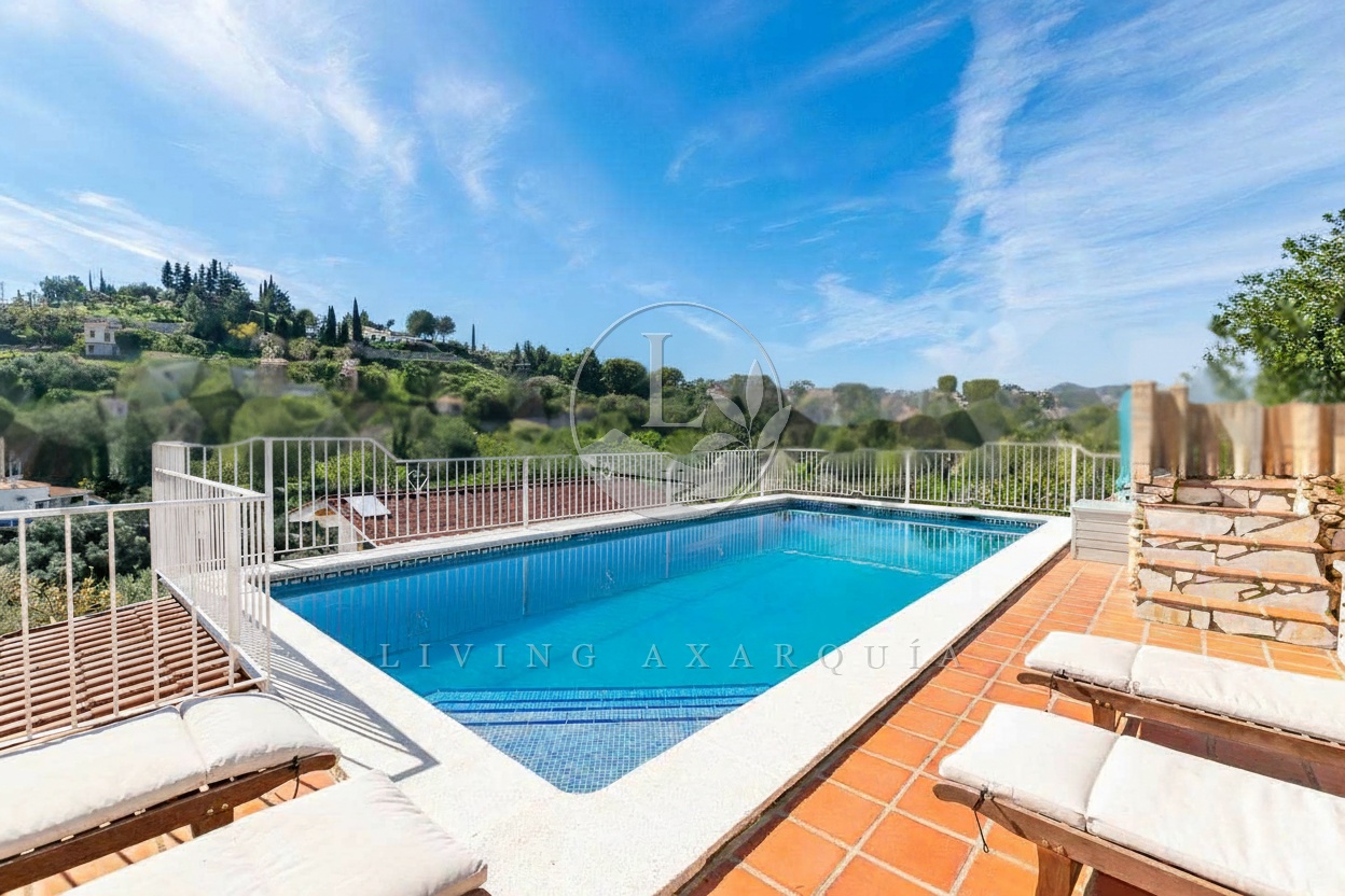 Exclusiva Villa con Piscina, Apartamento de Invitados y Vistas Panorámicas en Cómpeta - Photo 2